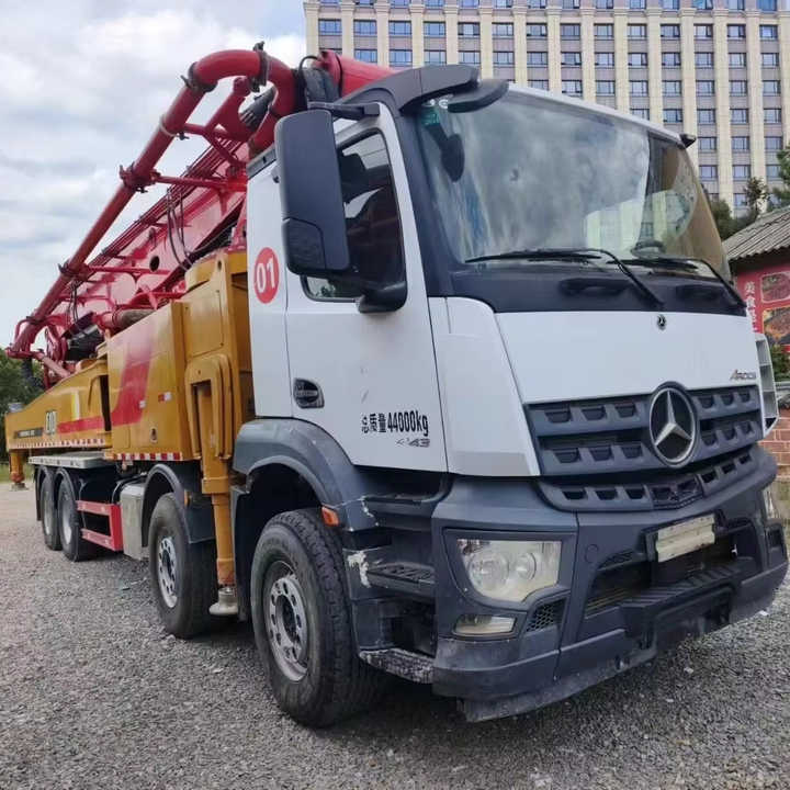 Sanys 62m Benz Chassis Used Concrete Pump Truck Second Hand Concrete Machinery