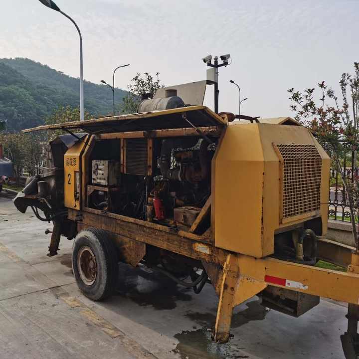 Good Condition Second Hand Putzmeister BSA1406 Concrete Pump Trailer Pump Truck Diesel Power Concrete Pump Truck