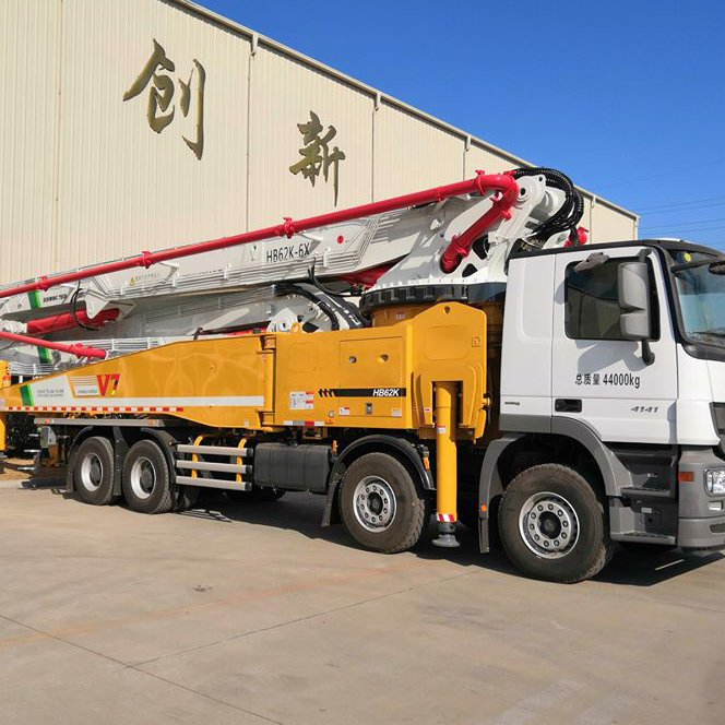 China Hot Selling 62m HB62K Small Portable Truck Mounted Concrete Pump with Competitive Price