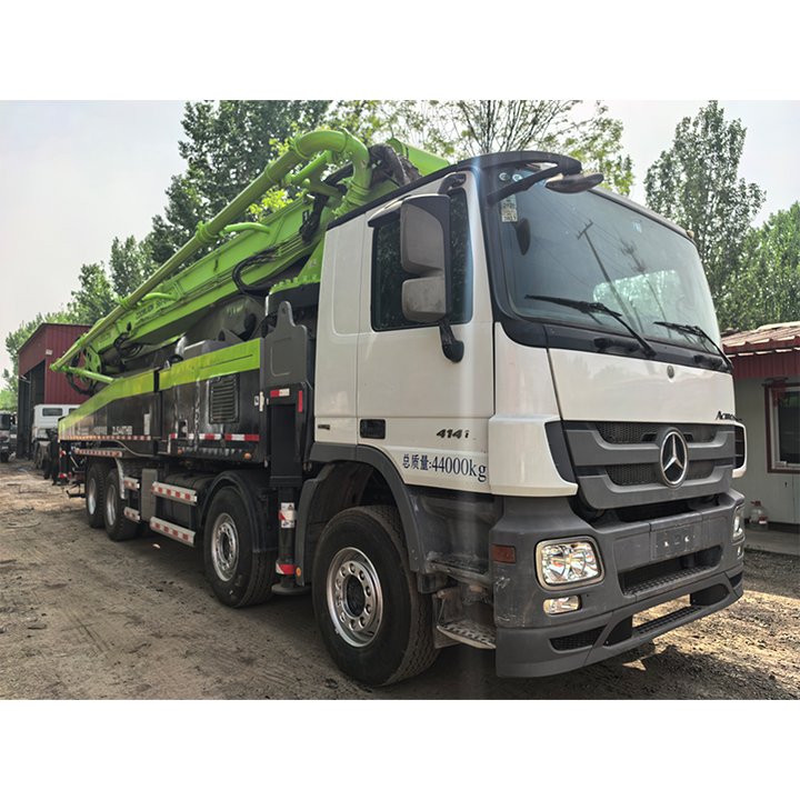 Used Zoomlion Mercedes Actros 56M Concrete Boom Pump Truck with Core Diesel Engine Motor Transport Equipment for Cement