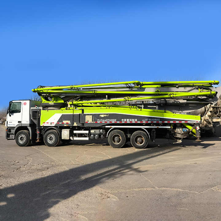 Used Zoomlion Sany Putzmeister Boom Pump Trucks with 42m 47m 56m 63m Concrete Pumps Engine As Core Component