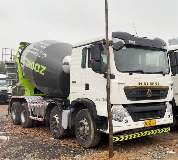 2019 Zoomlion Concrete Mixer Truck 12m3 Capacity with Sinotruck HOWO Chassis
